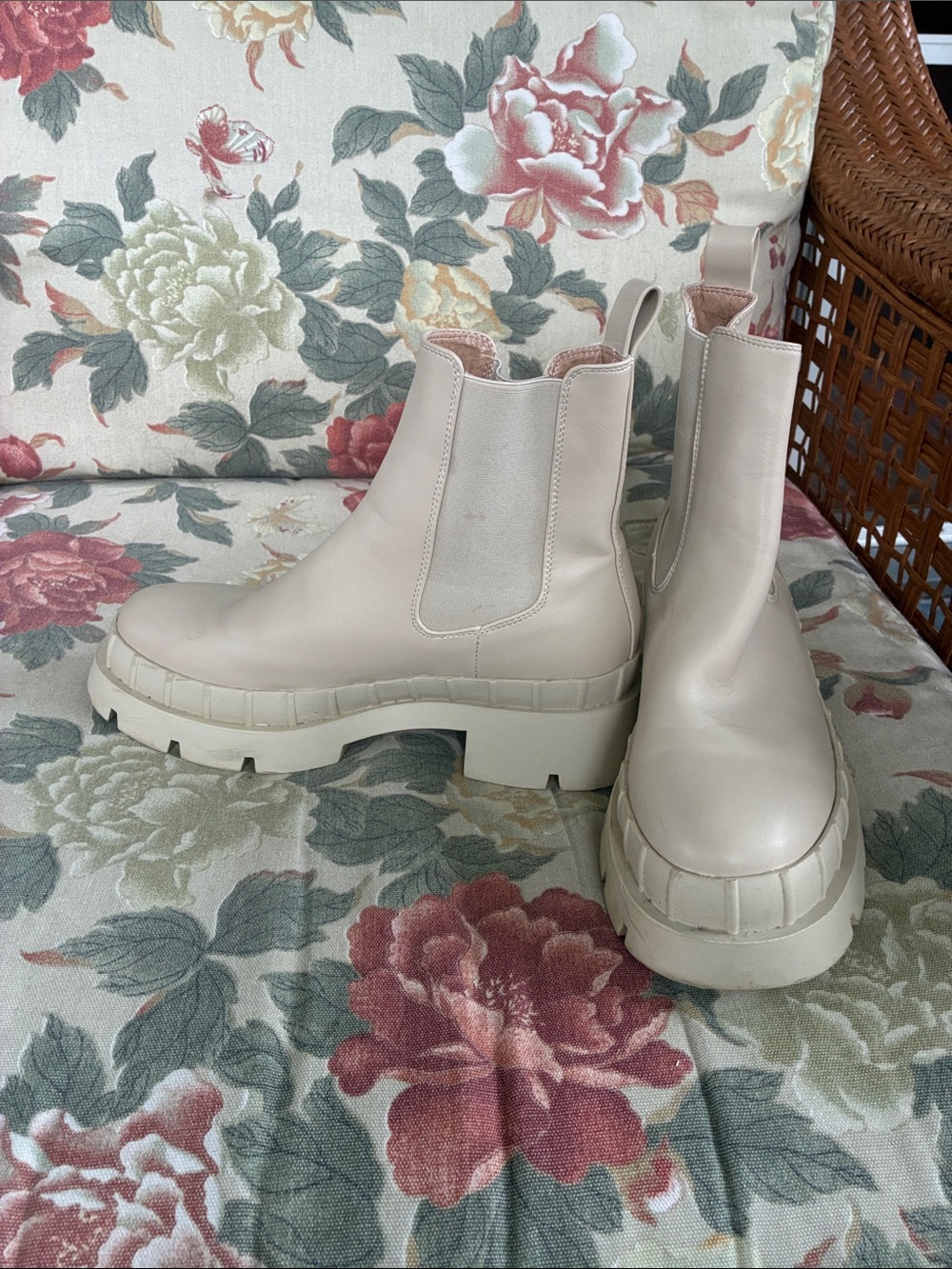 Princess Polly Chunky Chelsea Booties in Light Beige